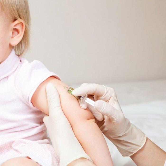 生後2か月からスタート！ 予防接種の注意ポイント