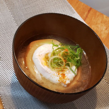 おかず味噌汁*卵のっけ車麩のお味噌汁