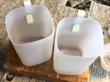 廃材リメイク!硬いプラ容器でフック付きペン立てを!