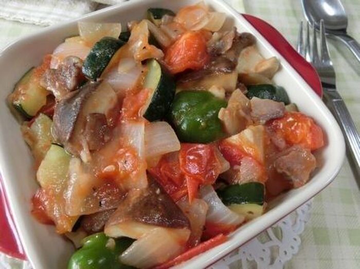 椎茸入りでうま味の宝庫☆ 炒めるだけラタトゥイユ