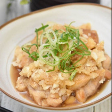 さっぱりしっとり鶏肉料理「鶏もも肉の鬼おろし煮」