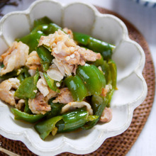 包丁不要!電子レンジでお手軽おつまみ!豚とピーマンで韓国風【豚ピー】