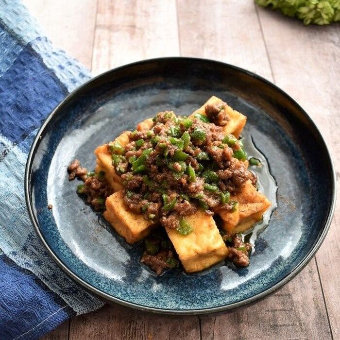 しびれる辛さがたまらない!厚揚げとひき肉の麻辣醤炒め