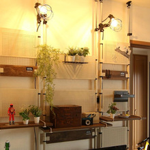 初めての壁面収納をもっと気軽に!高さも配置も自由に調整できるセット「ガレージウォールラック」。