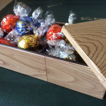 お菓子の空き缶をリメイクシートでおしゃれに変身