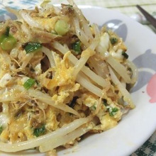 肉不使用だけど深コクの秘密☆ もやしと削り節のコクうまチャンプルー