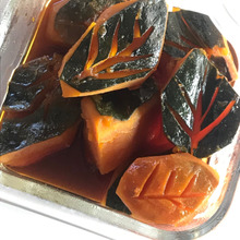 地味〜なカボチャの煮物が華やかに変身!簡単飾り切り