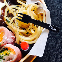 お弁当の楽しい脇役♪100円ショップのピック色々活用術