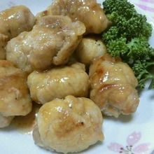 パセリをモリッとくるんだ豚こまミートボール レモンソースで♪