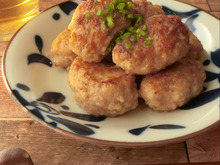 豚ひき肉で味噌マヨつくね