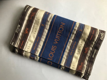 ブランドリボンで通帳入れ