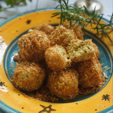 チョイ足しカレー粉で♪異国情緒ムンムンなファラフェル風一口おつまみクロケッタ
