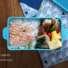 ふりかけチップ<魚>を使って、スイミー弁当