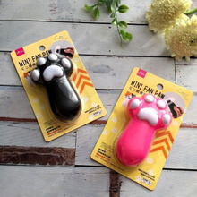 これが100円~今年の夏は肉球かわいいミニ扇風機!