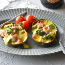 【定番野菜】アボカド・ハム・チーズ  #超簡単見栄え良し #味付不要 #トースター