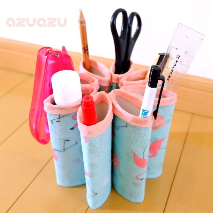 100均手ぬぐいとペーパー芯で作る、お花型ペンスタンド