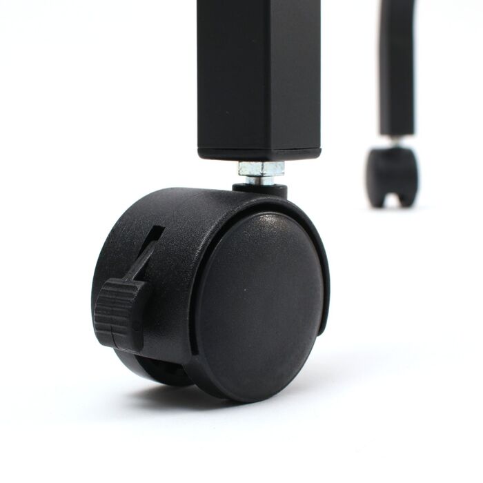 「コロコロ転す」のストップ&ゴーはロックができるキャスターで。