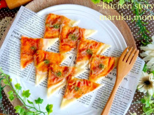 新食感!レンジで30秒♪春巻きの皮で作るモチモチ蒸しピザ