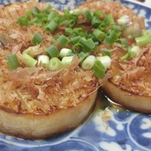 めちゃジューシ~♪ 皮ごと大根のステーキが美味しすぎ