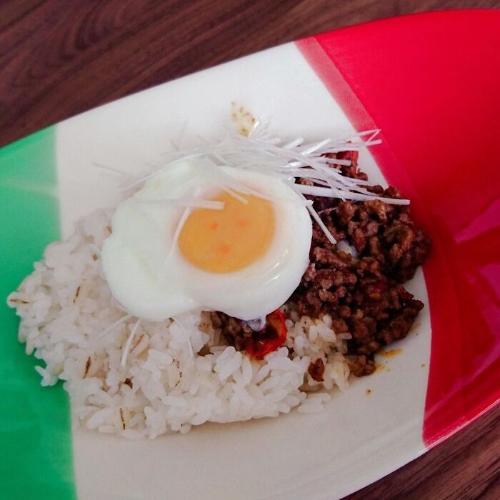 担担麺の素で作るスパイシーカレー