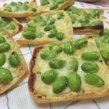 クリスピー♪ 油揚げで枝豆ピザ