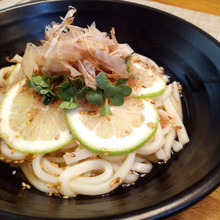 ひんやり爽やか♪レモンぶっかけうどん