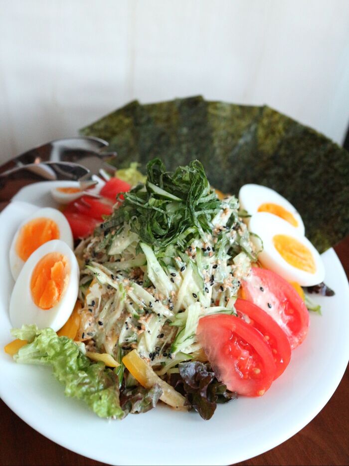 北海道の定番メニュー!ラーメンサラダ