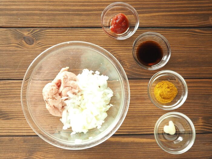 材料をしっかり混ぜます。