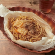包丁も火も使わない~レンジで簡単★豚キムチ焼きそば