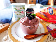 アサイーとバナナのフローズンヨーグルト