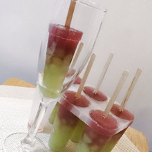 半生風つぶつぶデラウェアの2層アイスキャンディー