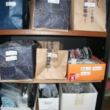 紙袋で隙間収納