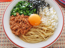 スタミナ麺レシピ「ツナの台湾風まぜそば」