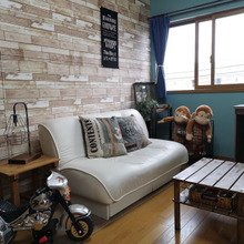 クッションシートを使って壁一面をDIY