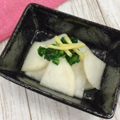 便利な野菜だし使用♪【簡単!かぶの浅漬け生姜風味】