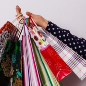 なるほどこれは使える!紙袋の上手な収納方法と意外な活用法