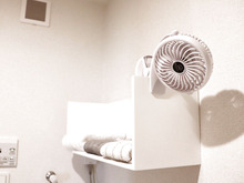 暑すぎる夏に!置く・挟むもOKの2WAYパワー扇風機