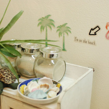 洗面所の一角を夏らしく模様替え