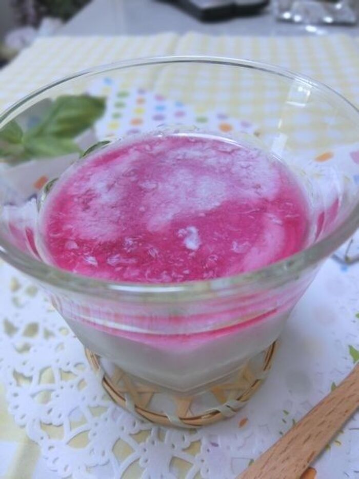 混ぜるだけでとろ~り♪ 赤紫蘇豆乳ドリンク