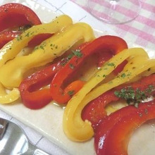 冷やして美味しい♪ 焼きパプリカの柚子胡椒ハニーマリネ