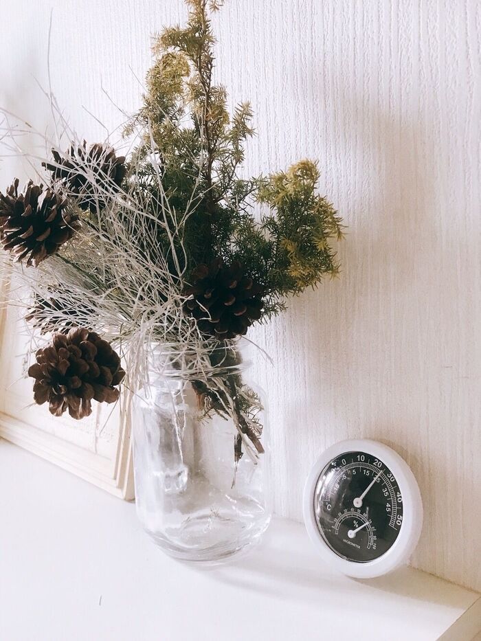 貰ったお花や拾った松ぼっくり