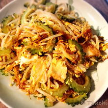 ゴーヤと厚揚げのキムチ炒め