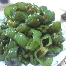 お箸が止まらない♪ ピーマンのめんつゆバター炒め