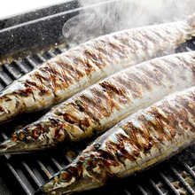 魚焼きグリルの汚れを落としたい!家庭にあるもので実践できる掃除方法とは