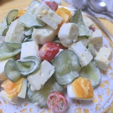 山盛りで食卓へ♪ はんぺんときゅうりのからしマヨサラダ