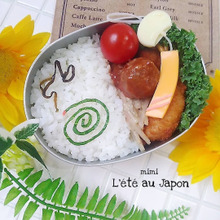 日本の夏、蚊取り線香で夏弁当