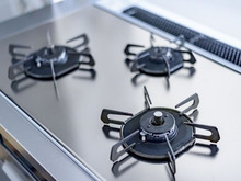 しつこい汚れはつけ置きが一番!五徳の掃除は重曹にお任せ