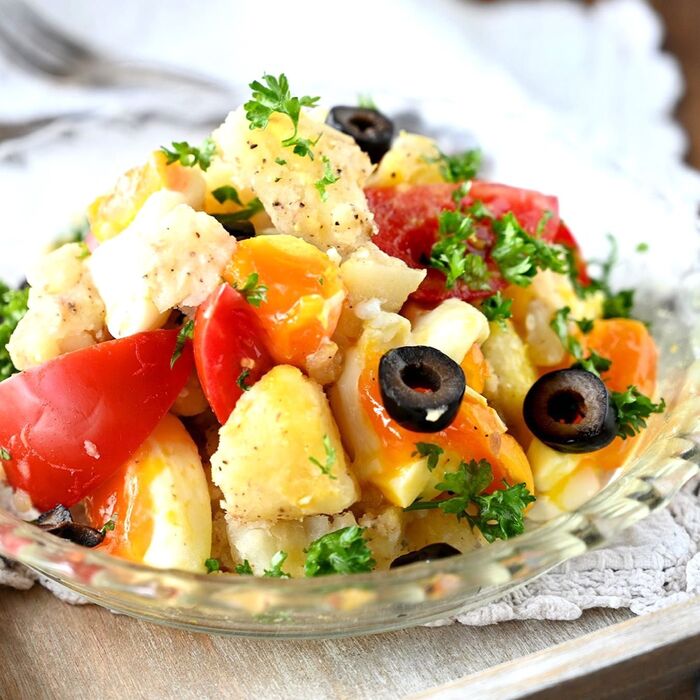 【定番野菜】ごろごろ具材♥アンチョビポテト【#マヨネーズ不使用 #じゃがいも #ゆでたまご】