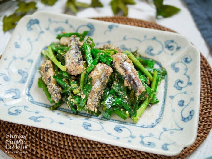 3分以内で完成!材料4つで超簡単!満足!なもう1品【ニラとオイルサーディンの胡麻和え】