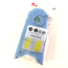 おふろのスポンジはコレで決まり!ダイソー「掛×立収納バススポンジ」